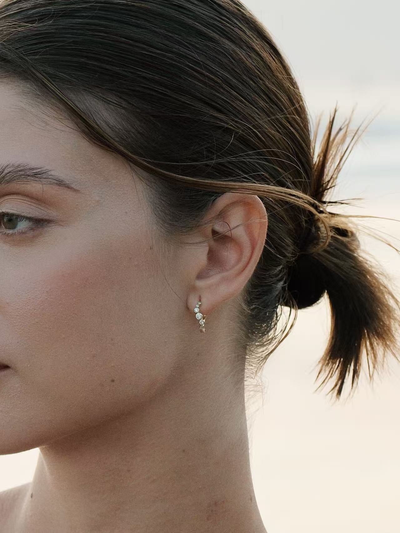Heirloom Wave 7 Diamond Hoop Earrings 14mm
