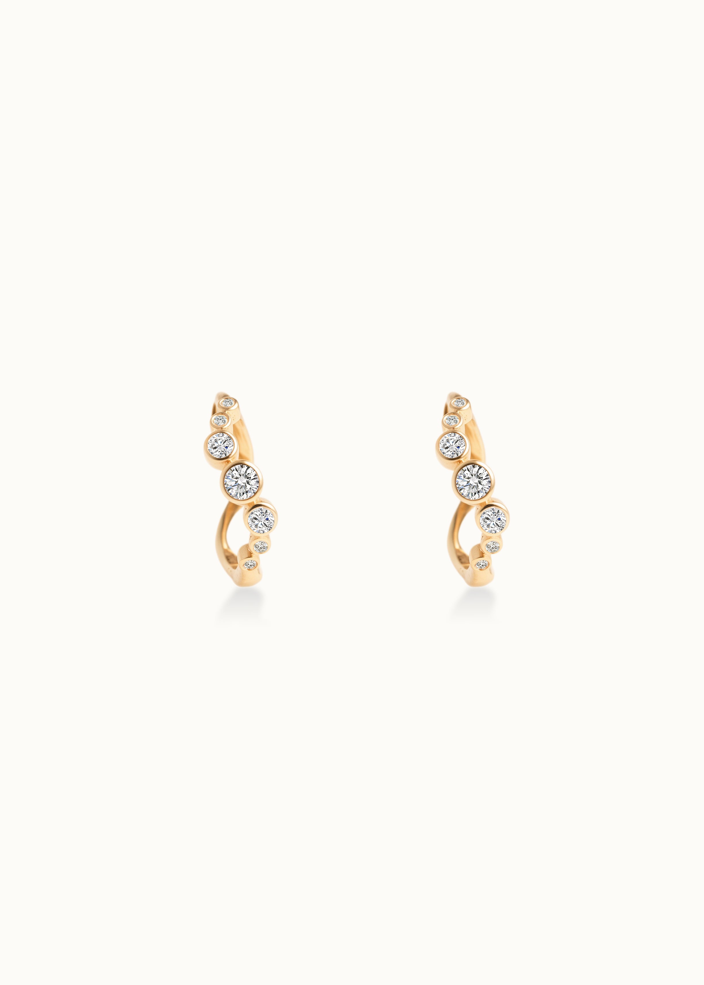Heirloom Wave 7 Diamond Hoop Earrings 14mm