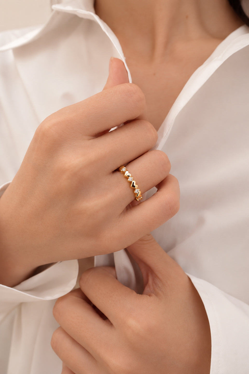 24 Hours 0.03ct Moissanite and 5 Heart Ring