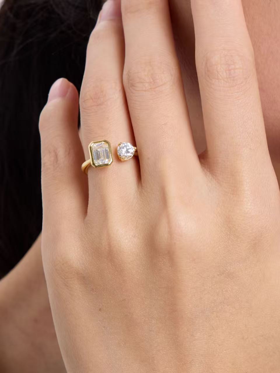 24 Hours Toi & Moi Emerald Cut and Brilliant Cut Moissanite Ring 1.5ct