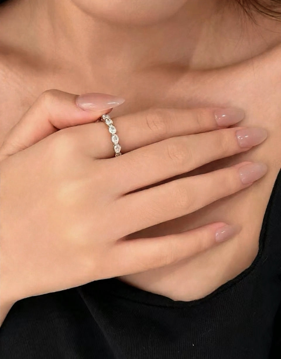24 Hours Oval Cut East West Claw Set Moissanite Eternity Ring 3ct