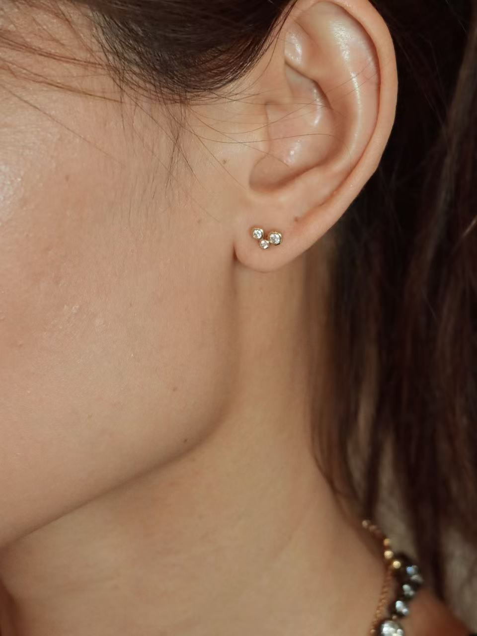 Heirloom Wave Bubble 3 Diamond Studs