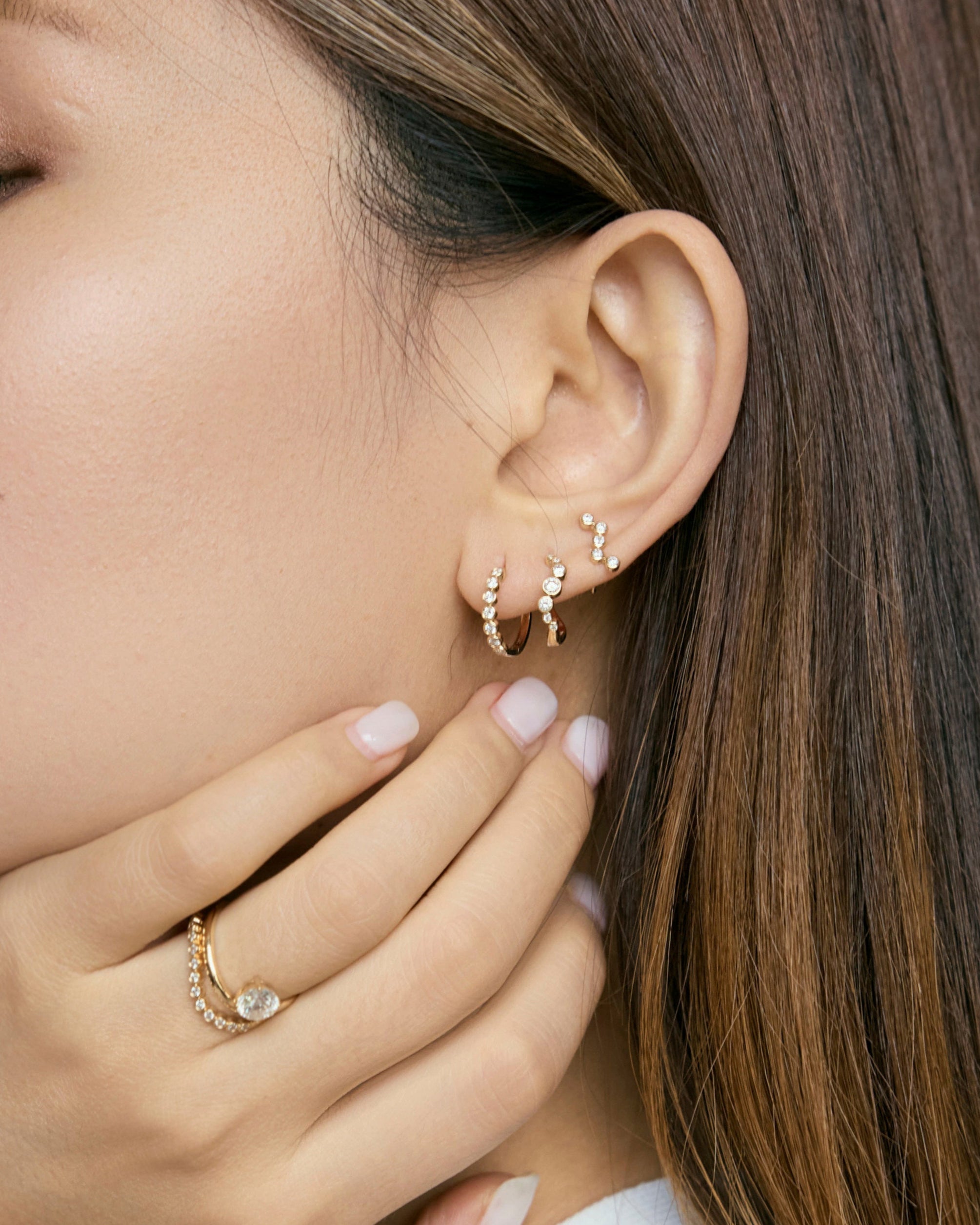 Heirloom Wave 7 Diamond Hoop Earrings 14mm