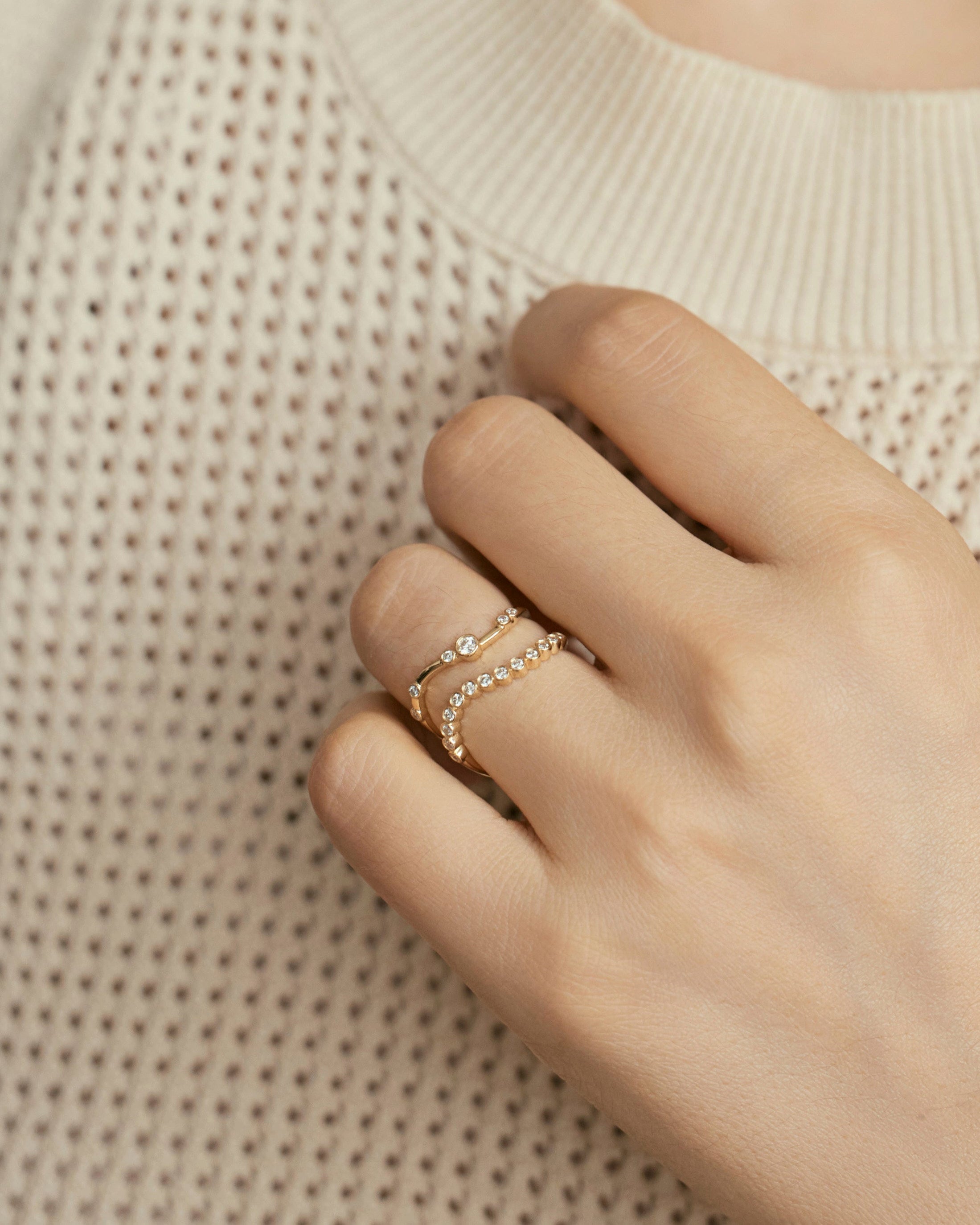 Heirloom Wave Bubble 0.26ct 13 Diamond Ring