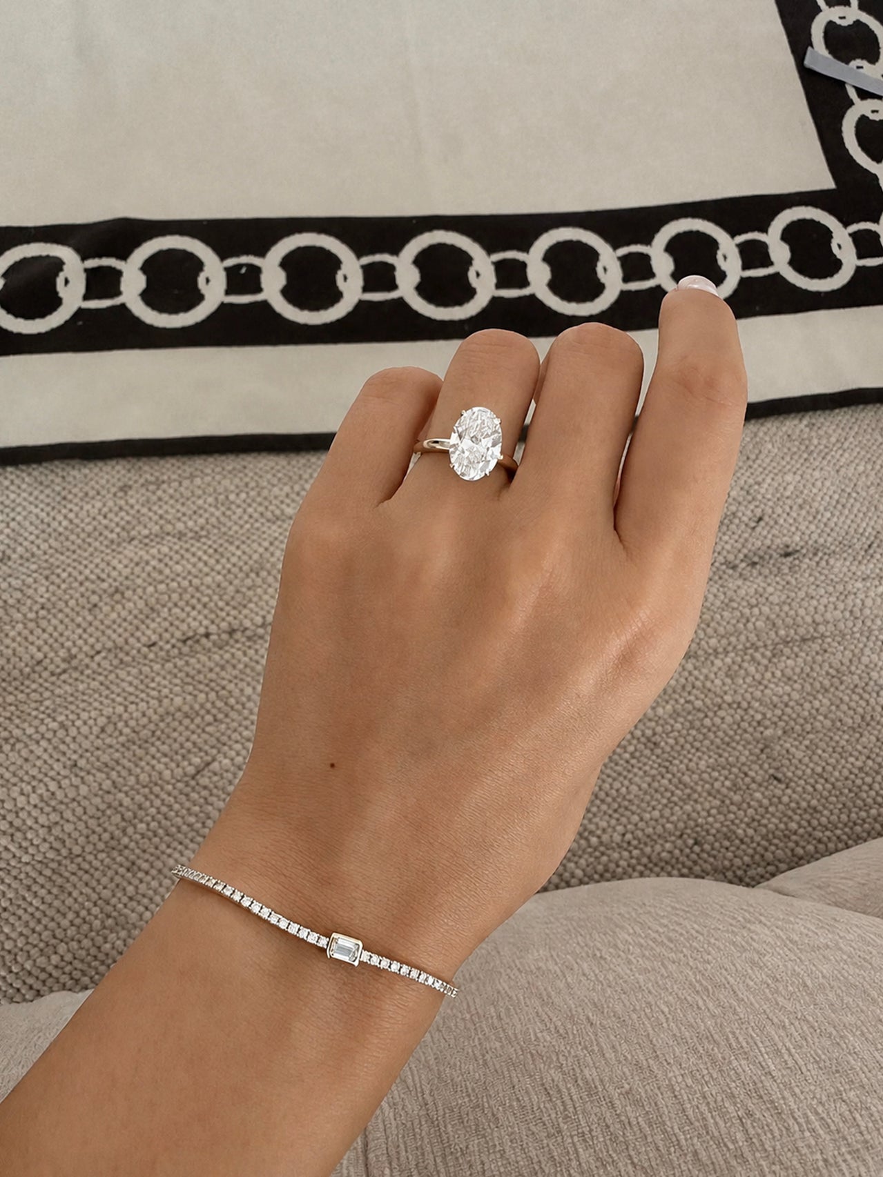 Heirloom Signature Oval Cut Diamond Solitaire Ring