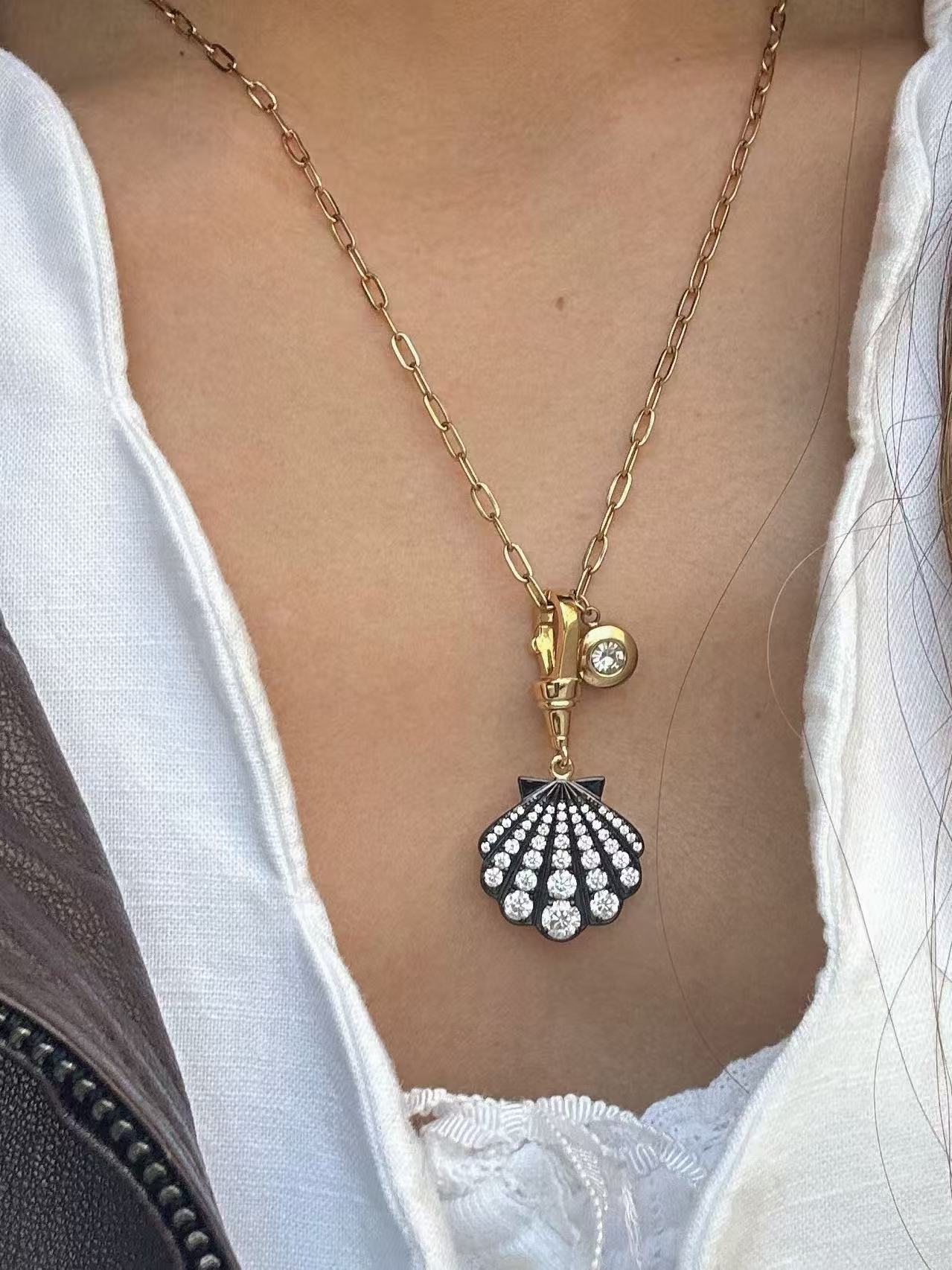 Archive Flow Blackened Moissanite Medium Size Shell Clip-On Pendant