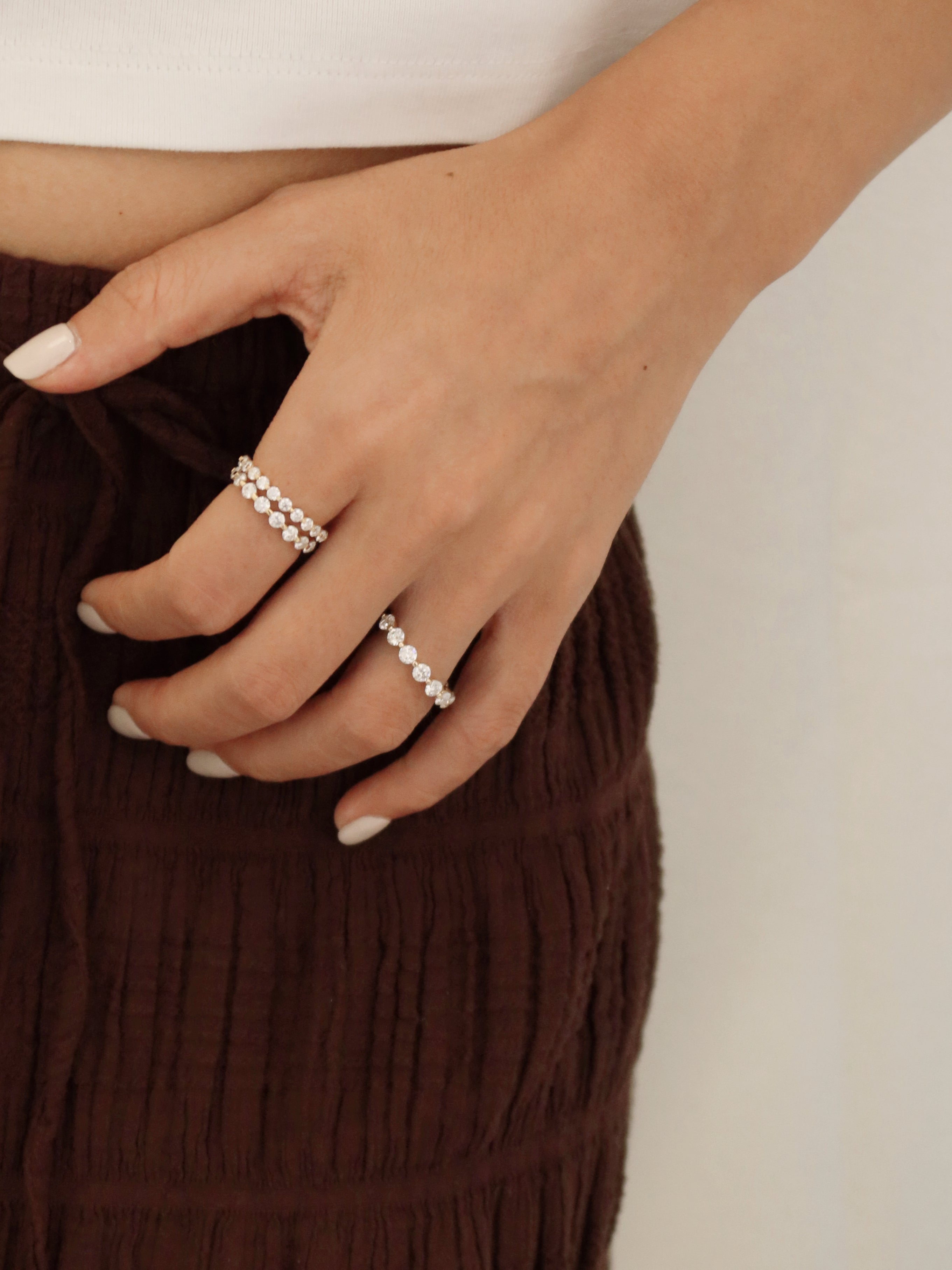 24 Hours Round Brilliant Cut Claw Set Moissanite Full Eternity Ring 0.99ct