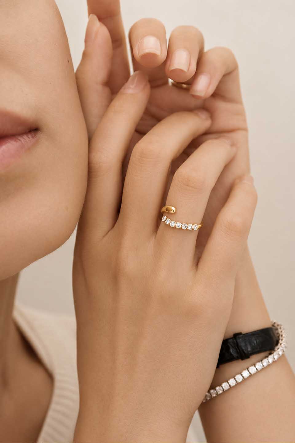 Heirloom Wave Bubble 0.35ct 7 Diamond Open Band Ring